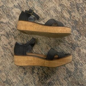 Toms Harper Wedge Sandal